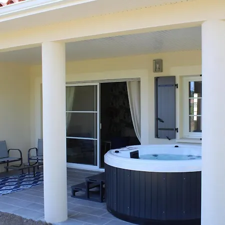 Lou, Famille Et Bien Avec Jacuzzi Fontenay-le-Comte