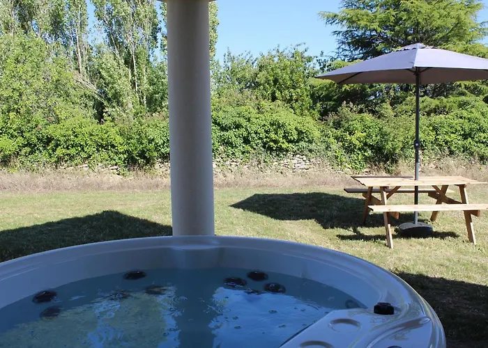 בית נופש Lou, Famille Et Bien Etre Avec Jacuzzi