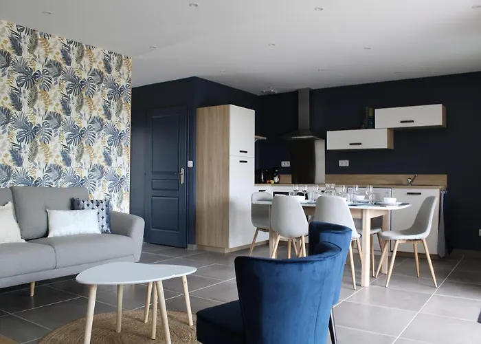 Lou, Famille Et Bien Etre Avec Jacuzzi פונטנה-לה-קומט