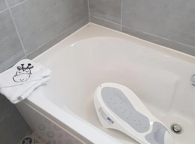 Lou, Famille Et Bien Etre Avec Jacuzzi * פונטנה-לה-קומט